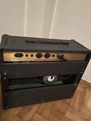 Marshall JCM 800 model 4010 (1988)