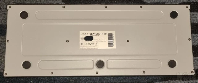 Arturia BeatStep Pro σε Μαύρο Χρώμα