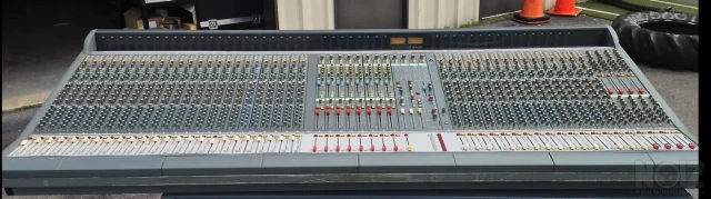 Soundcraft Europa + Case
