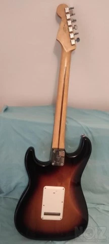 Fender Player Stratocaster 3TS PF με Fis