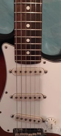 Fender Player Stratocaster 3TS PF με Fis