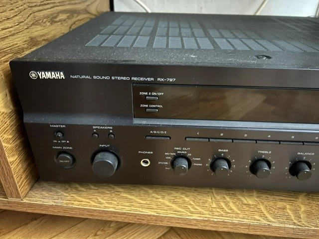 Ηχεια YAMAHA Soavo-900M και ενισχυτης YA