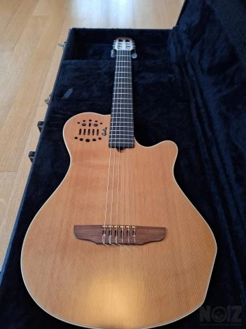 Godin Multiac Grand Concert SA Natural