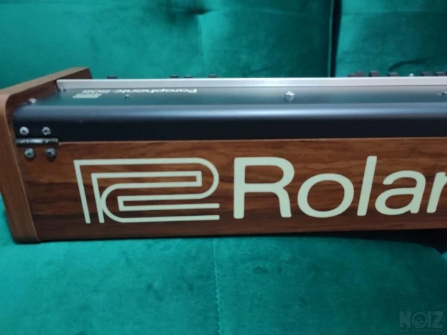 Roland RS-505 Paraphonic Synthesizer (Se