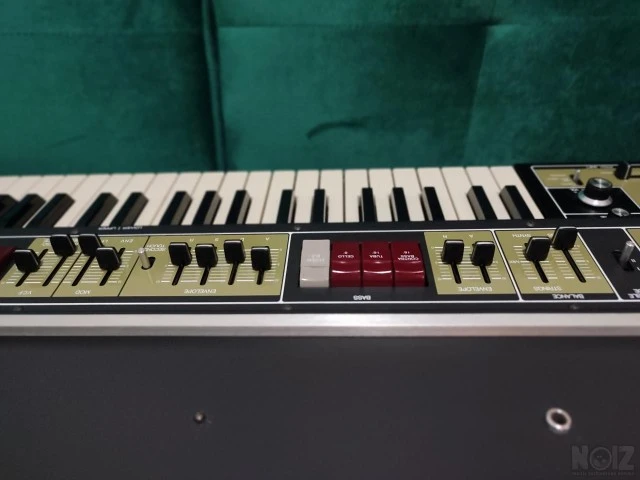 Roland RS-505 Paraphonic Synthesizer (Se