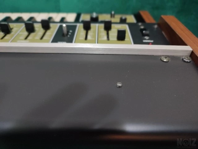 Roland RS-505 Paraphonic Synthesizer (Se