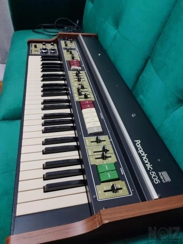 Roland RS-505 Paraphonic Synthesizer (Se
