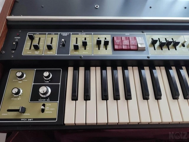Roland RS-505 Paraphonic Synthesizer (Se