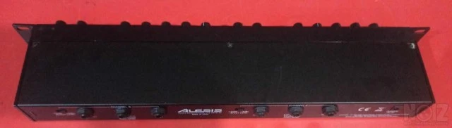 ALESIS 3630 Stereo Compressor