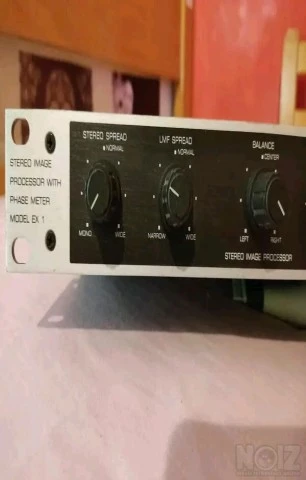 Stereo Image Processor with Phase Meter