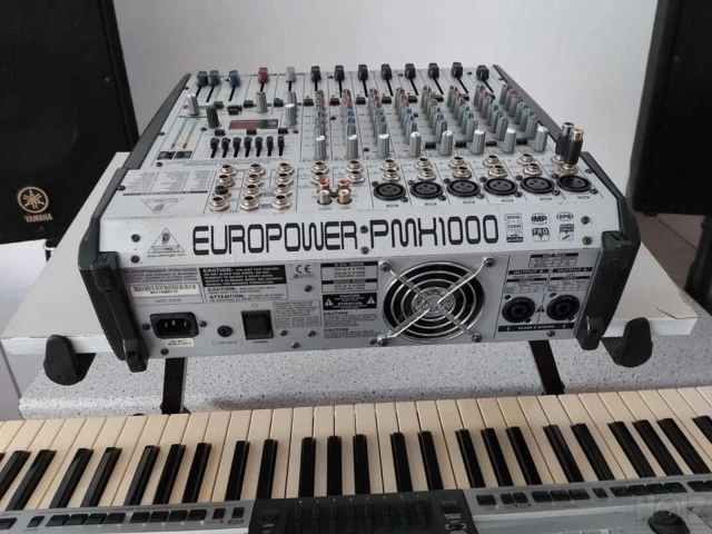 Yamaha PSR3000