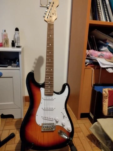 Ηλεκτρική κιθάρα AXXION Std Strat SSS SB