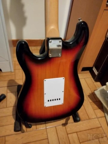 Ηλεκτρική κιθάρα AXXION Std Strat SSS SB