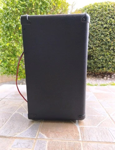 Καμπίνα 1×12 (marshall mod. amp).