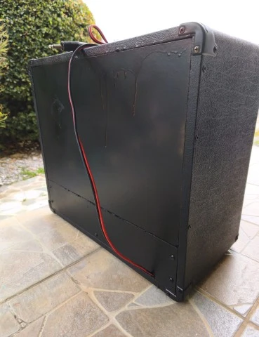 Καμπίνα 1×12 (marshall mod. amp).