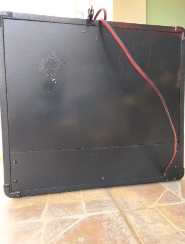 Καμπίνα 1×12 (marshall mod. amp).