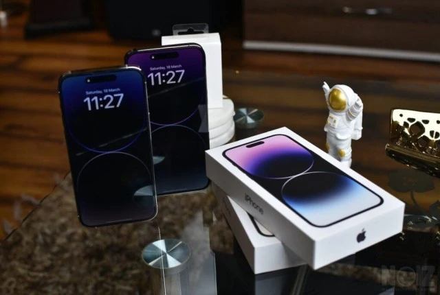 Samsung Galaxy Z Fold6 256GB 12GB RAM / 