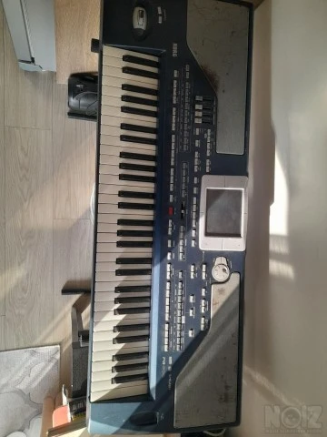 Korg PA800