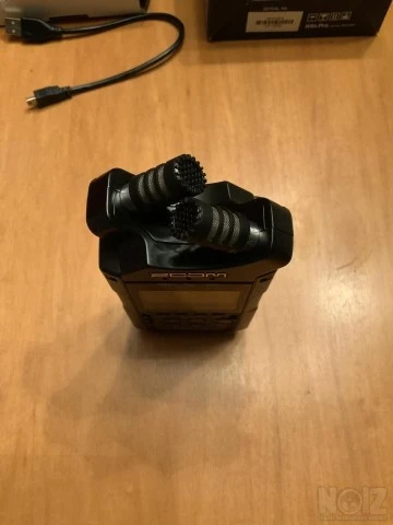 ZOOM H4n PRO
