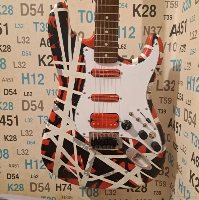 Custom electric guitar