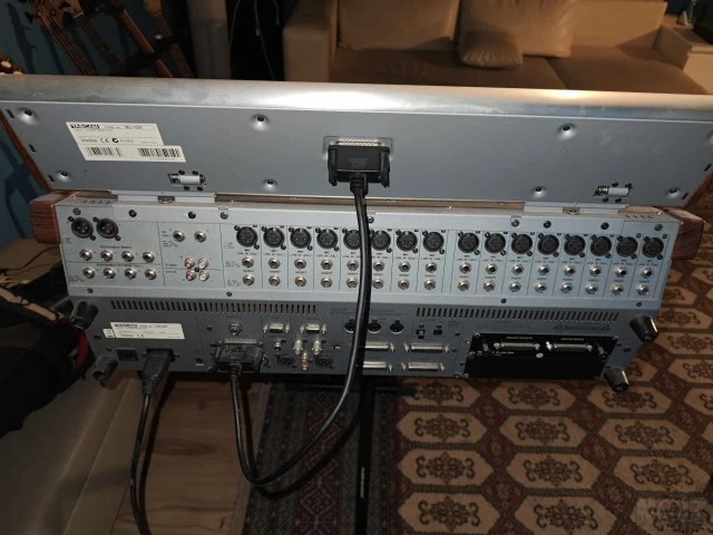 TASCAM DM-3200  - Digital Mixing Console