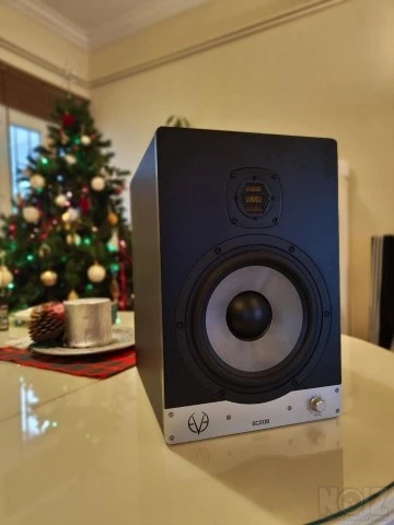 EVE SC-208 Studio Monitors