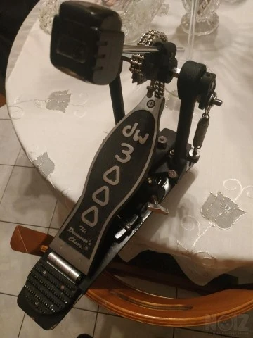 DW 3000 Πεταλ Drums