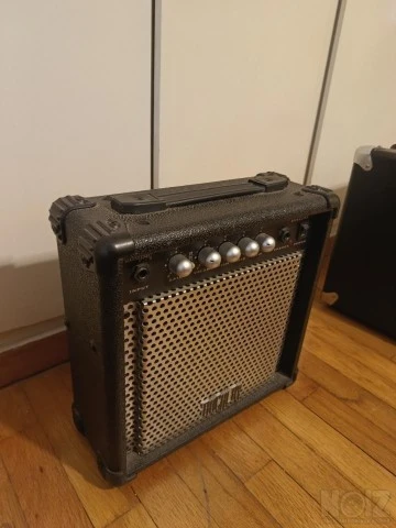 Amp 15 watt (x2) 1: Zar 150r  &amp; 2: Buckl