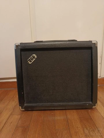 Amp 15 watt (x2) 1: Zar 150r  & 2: Buckl