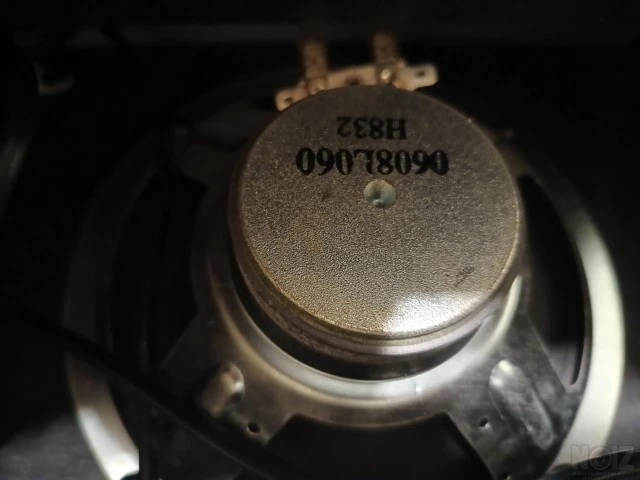 Amp 15 watt (x2) 1: Zar 150r  &amp; 2: Buckl