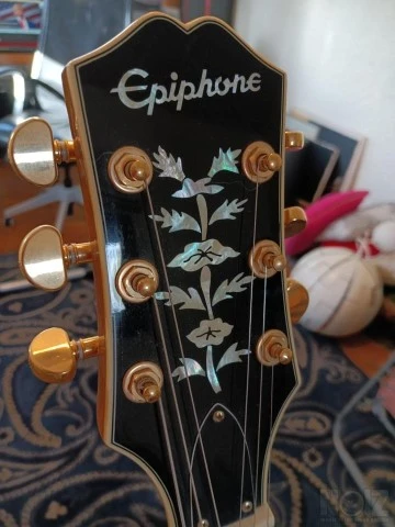 Epiphone 50th Anniversary με Gibson mini