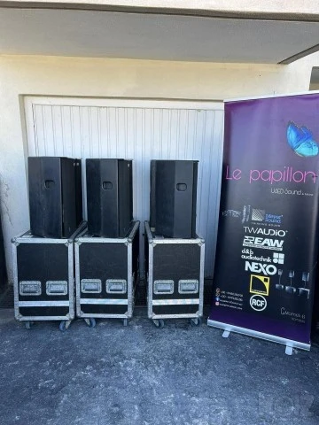 NEXO Ps15 Left - Right