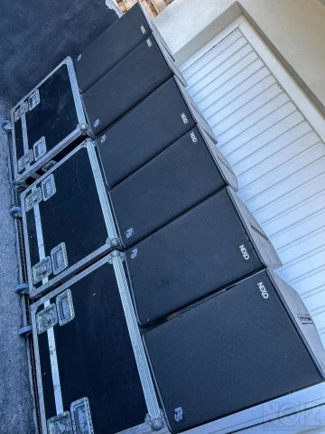 NEXO Ps15 Left - Right