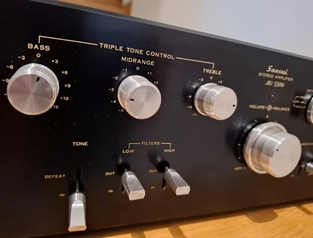 Sansui AU-5500