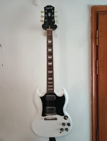 Epiphone SG standard alpine white
