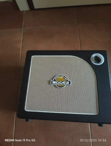 Ενισχυτής κιθάρας 30w με Bluetooth 