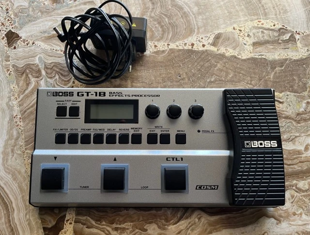 Boss GT-1B Bass Effect Processor