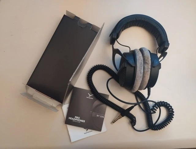 Beyerdynamic DT990 pro