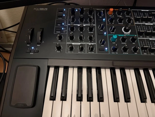 Polybrute Arturia Analog Synth 