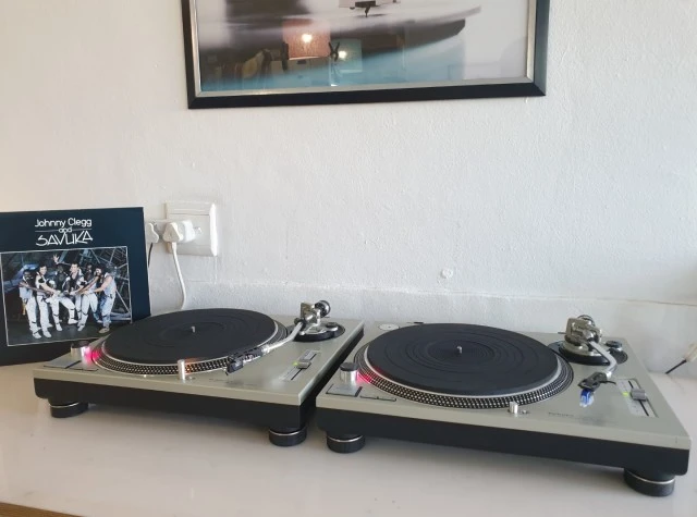 Πικάπ   Technics  SL - 1200 MK2 +  Stant