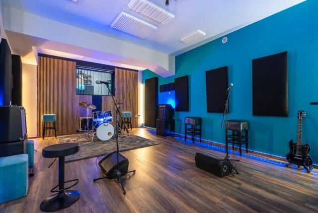 Great Studio Music inAsteri 
