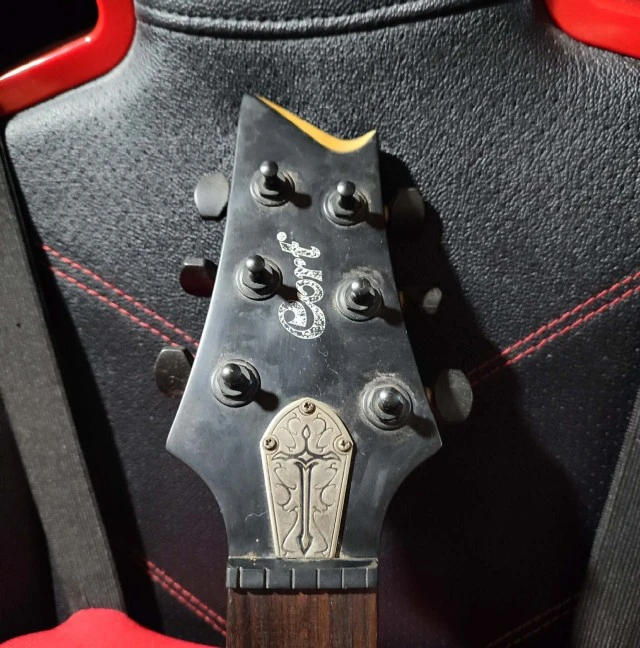 Cort EVL-Z4 Neck