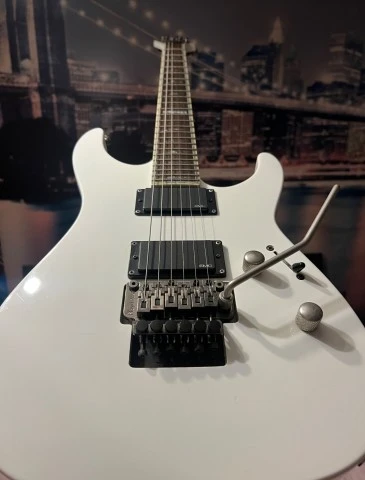ESP M-1000 EMG Snow White Korea