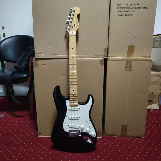  Fender Stratocaster USA 1991