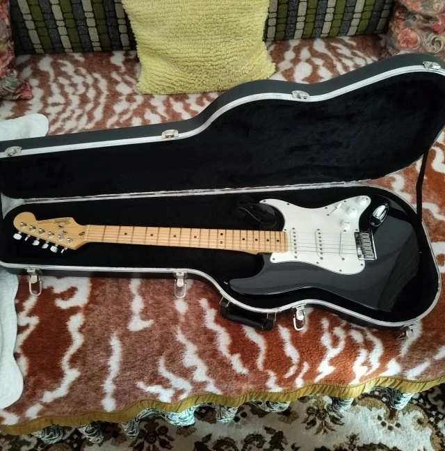  Fender Stratocaster USA 1991
