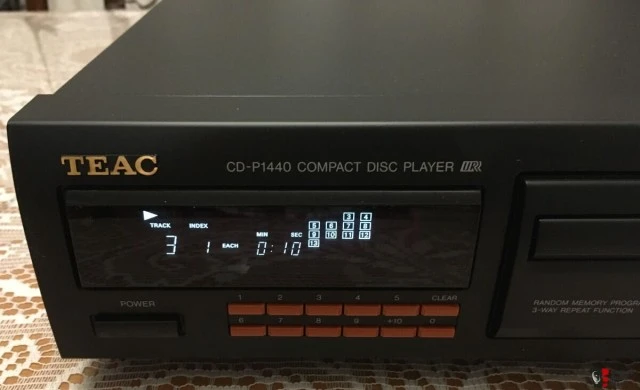 CD Player   Teac   CD - P 1440