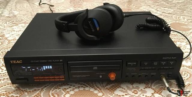 CD Player   Teac   CD - P 1440