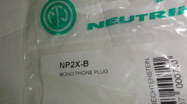 Neutrik NP2X-B καρφί ίσιο 6.3mm Jack mono (6 τεμ.)