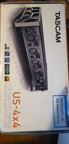 Tascam US4X4 Κάρτα Ήχου