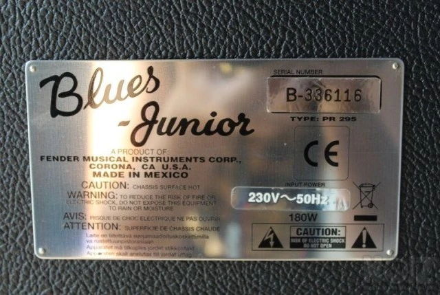FENDER Blues Junior